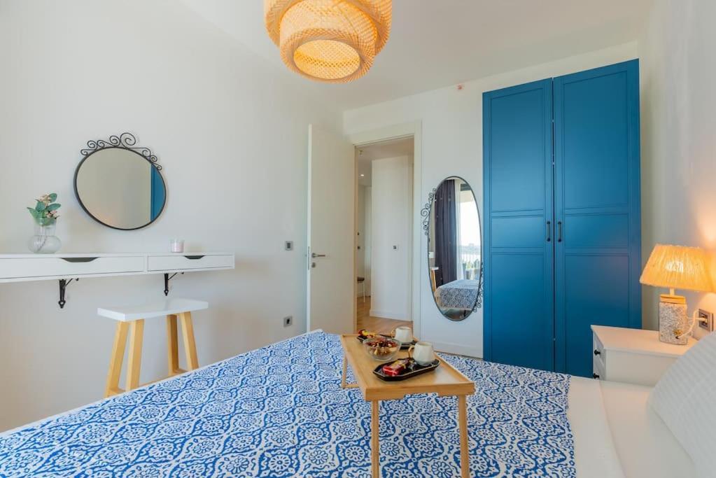 Golden Stones House Sea And Lake View Истанбул Екстериор снимка
